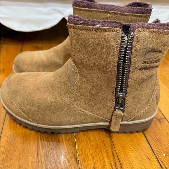 Sorel Brown Winter Boots - Picture 3 of 4